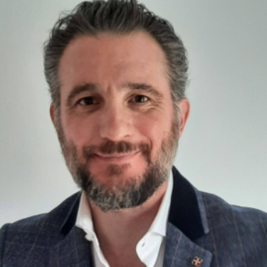 Axel Andre W. - Sales Director, Enterprise Sales