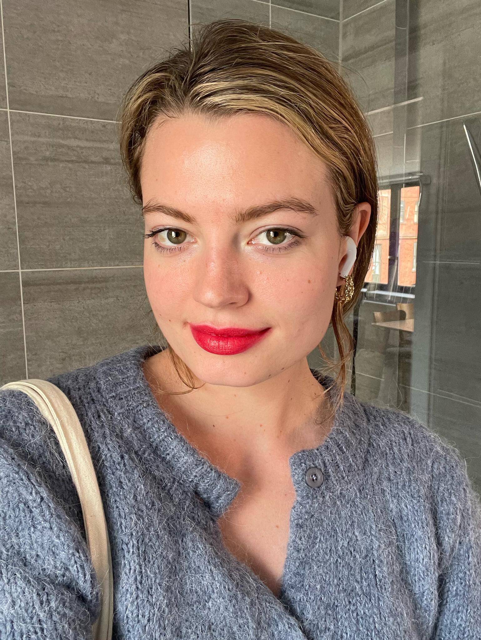 Chloe V.
