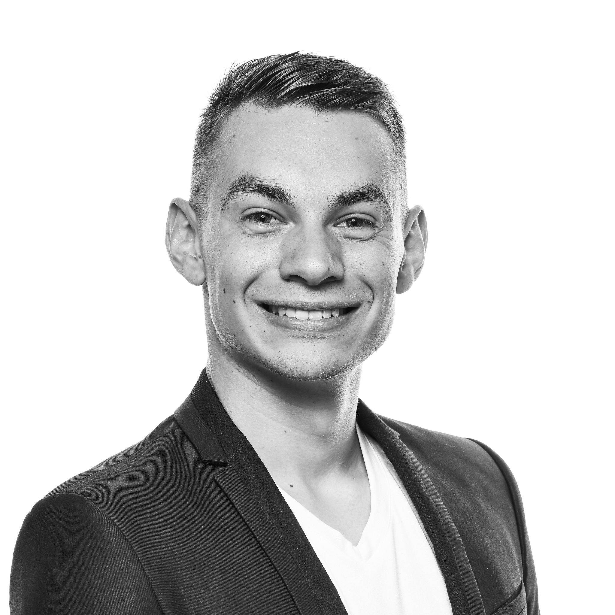 Nicolas P.