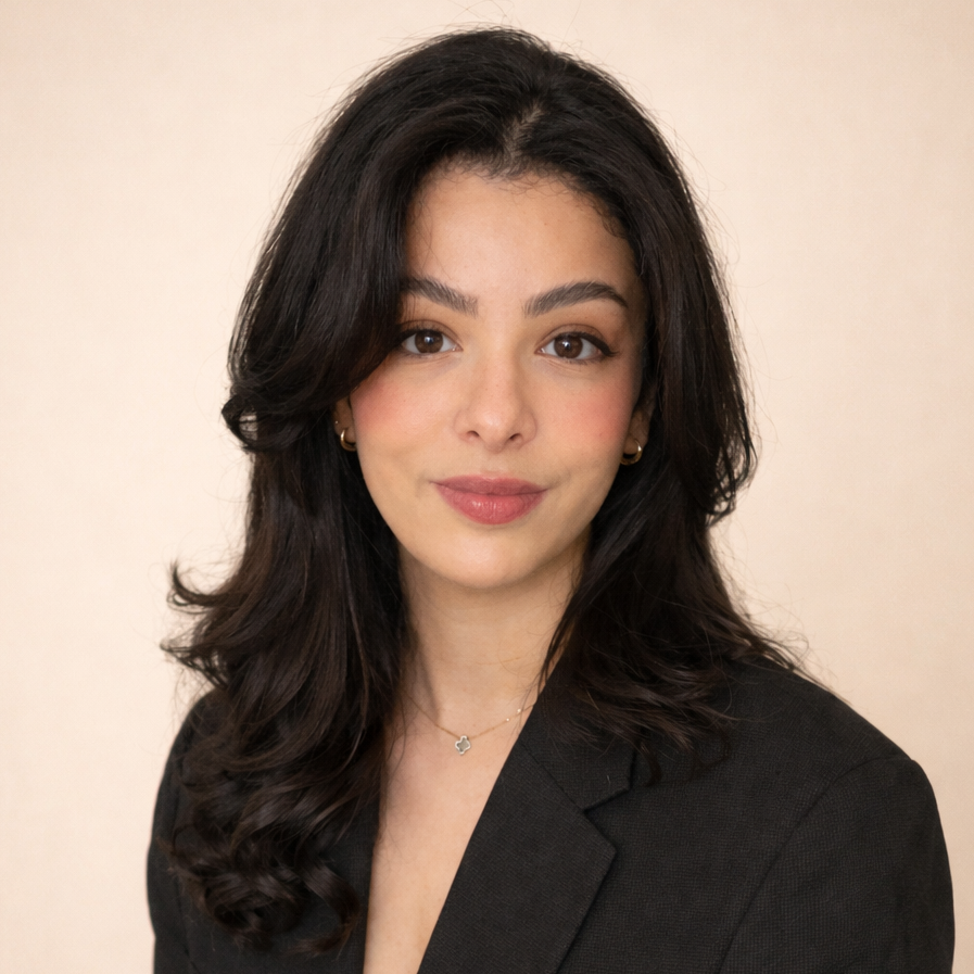 Inès Zouak - Freelance Paid Media Expert
