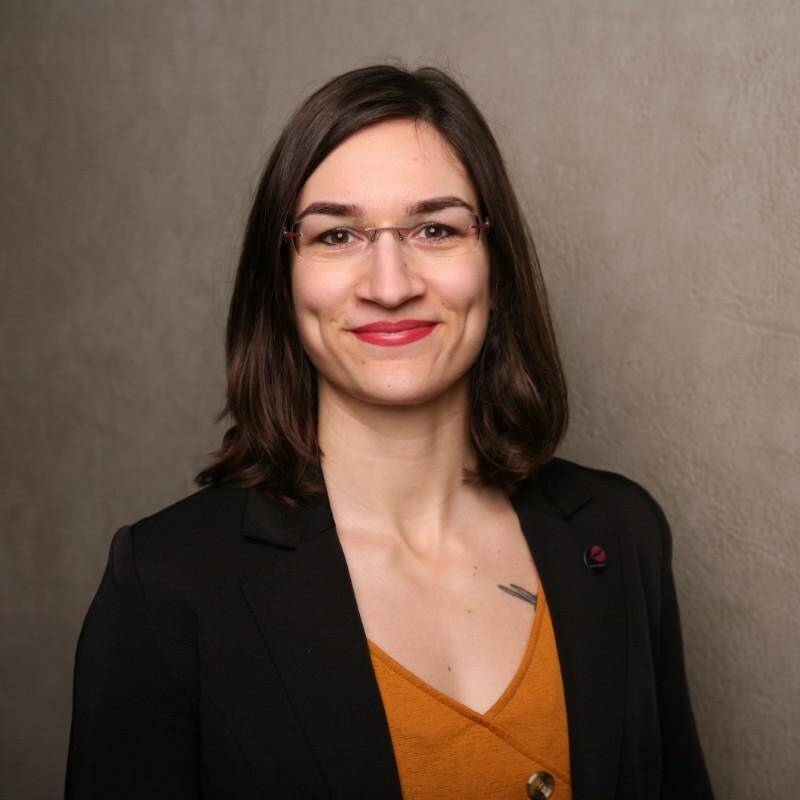 Karina Sand - Geprüfte Bilanzbuchhalterin (IHK) 