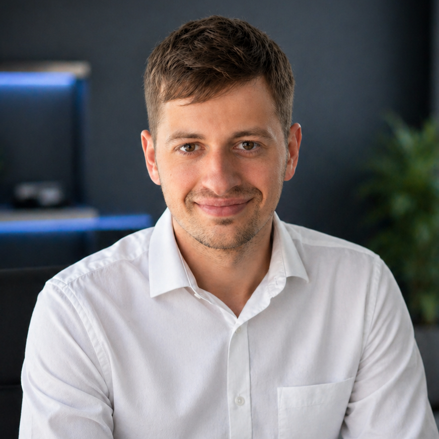 Dylan H. - Software Engineer (C++/C#) | VR/AR Solutions