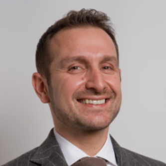Nuno  - AI-Powered Banking Transformation | Credit · Comme