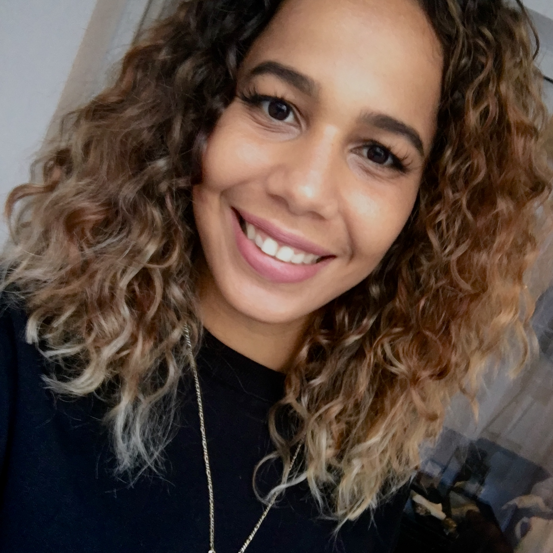Sandrine Sl
