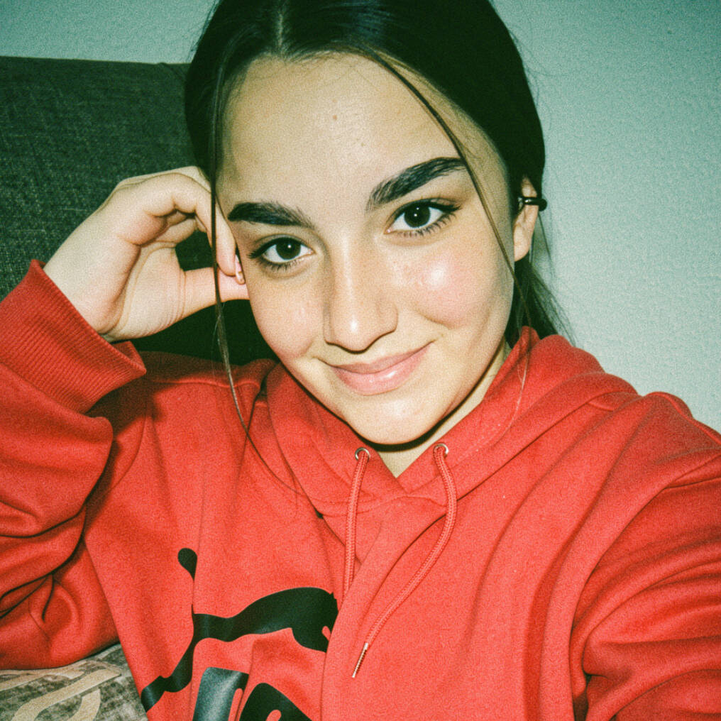 Alina  - Freelance – Gestión de redes sociales