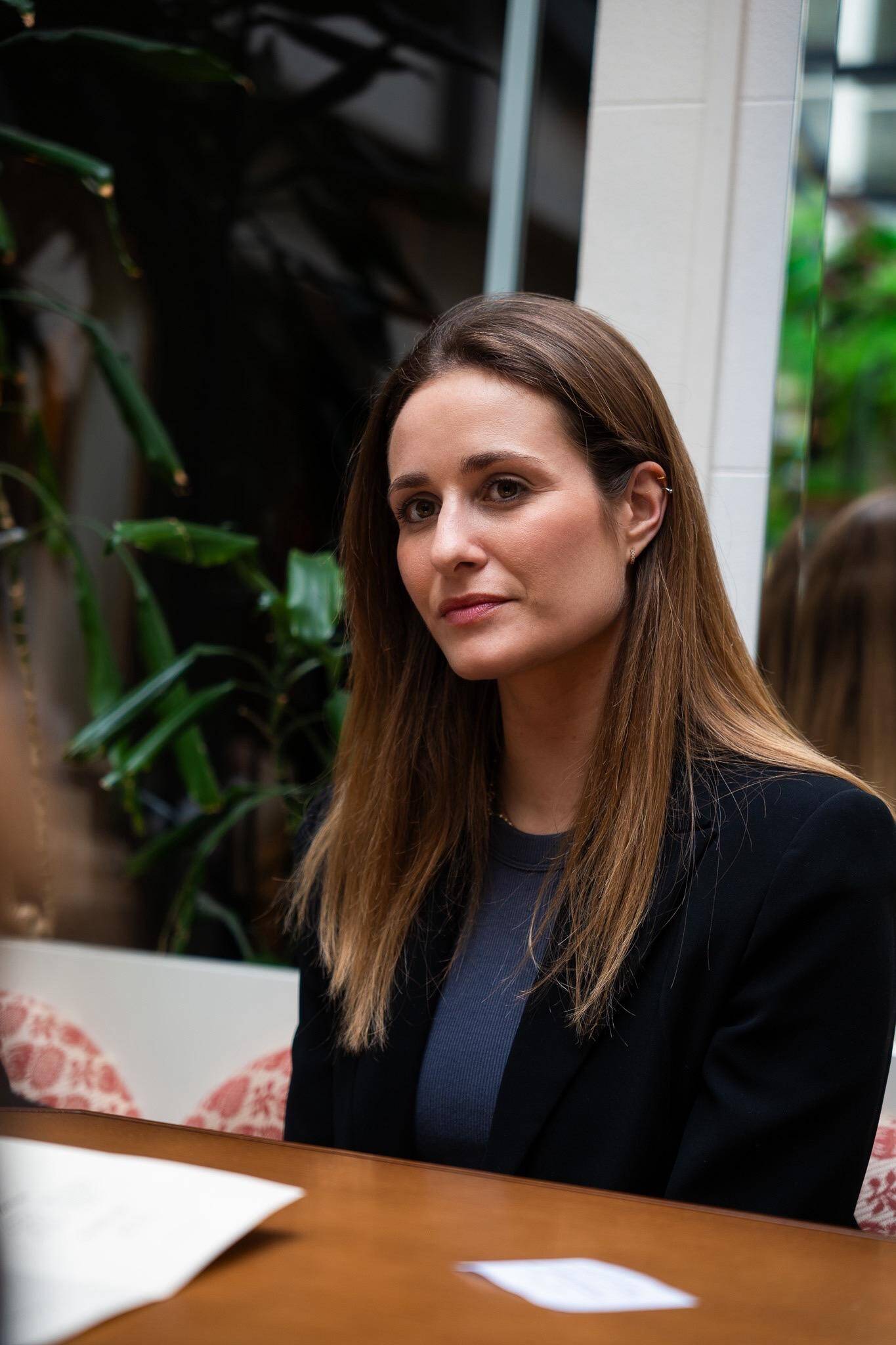 Laura Cayrel - Community Manager