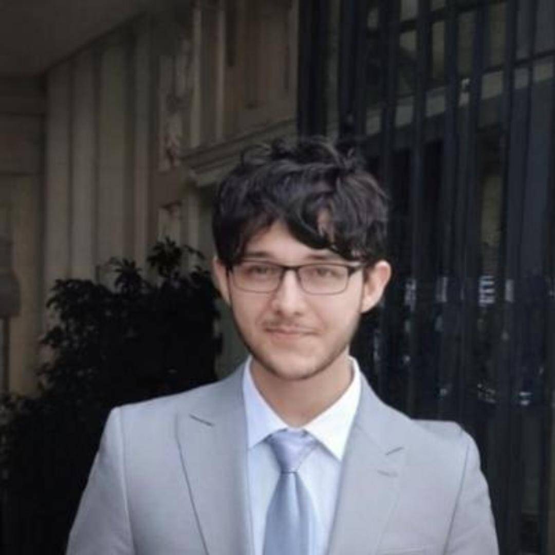 Alexandre B.