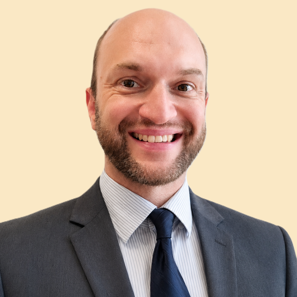 Richard L. - Geopolitical Risk Analyst & Project Manager