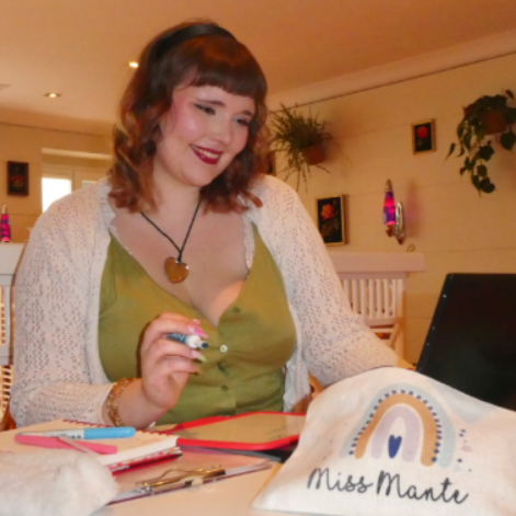 Laure  - Teacher D English and French as a second language