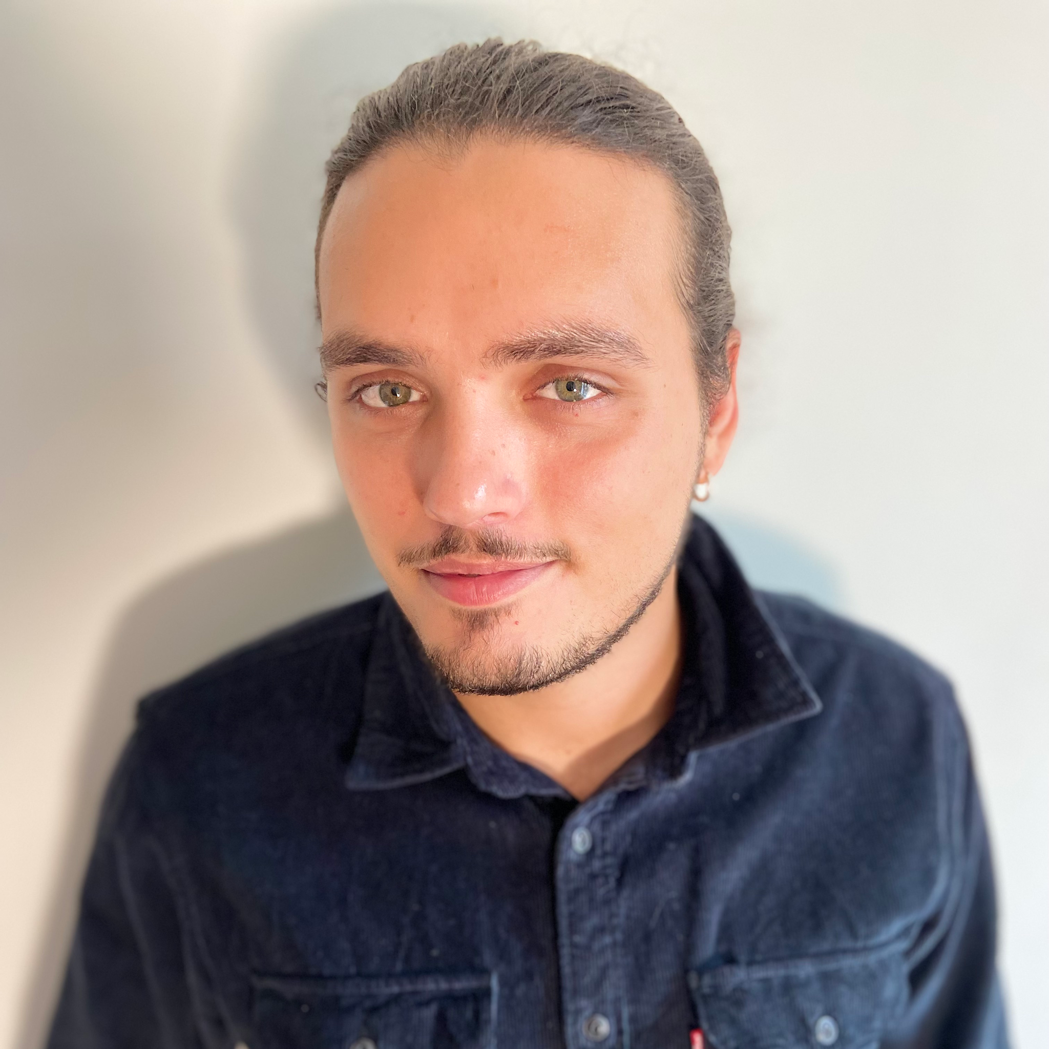 Thibaut  - Front-End Developer | Vue.js, React | #ReadyToHelp