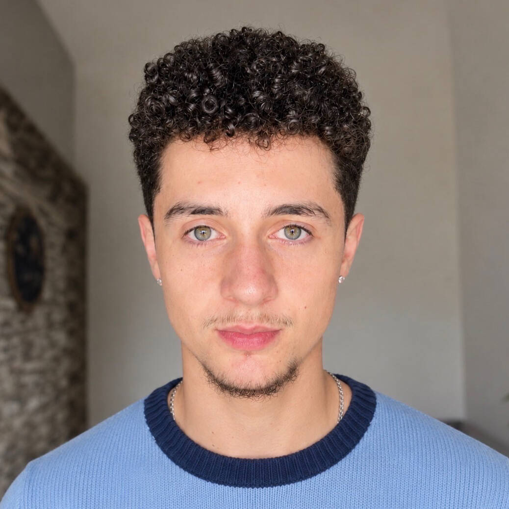 Nolan Pierré - Rédacteur Contenu IA & Créateur Visuel