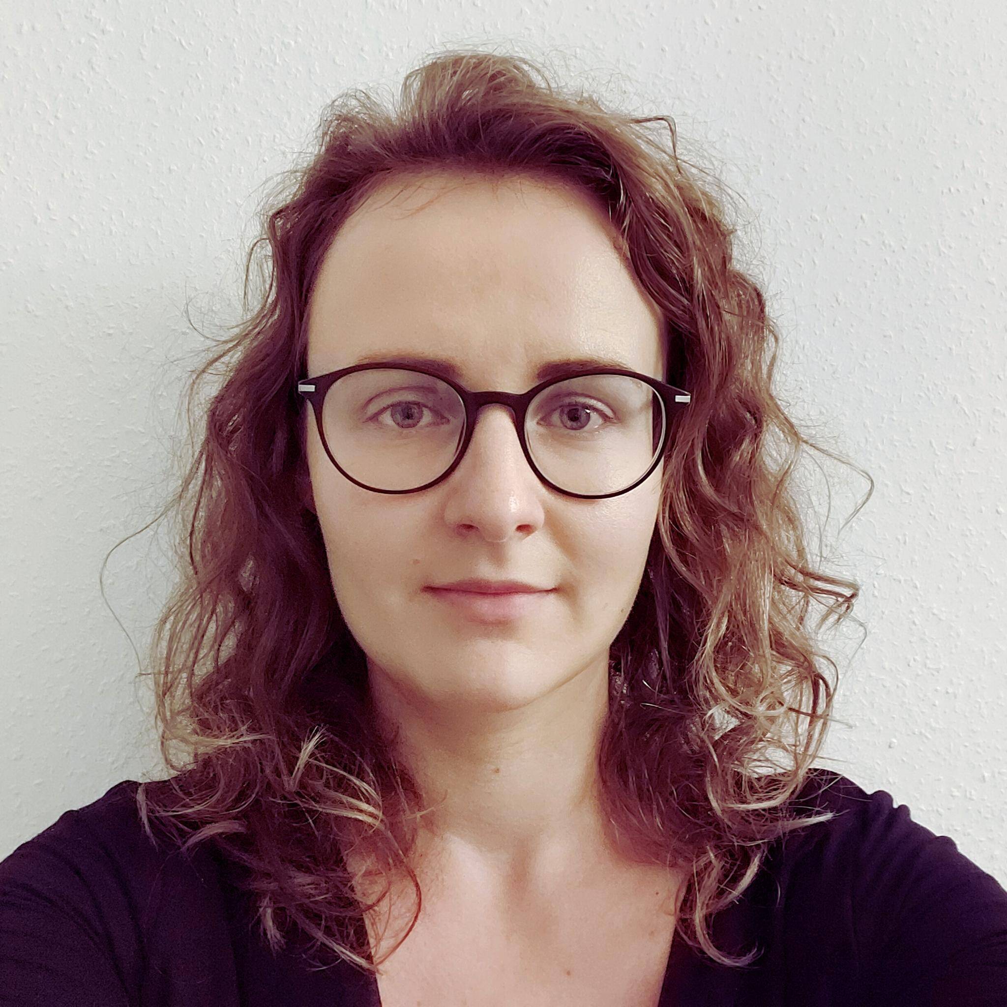 Aleksandra  - Dozentin Übersetzerin Dolmetscherin