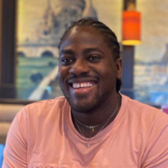 Tychique  - Assistant juridique
