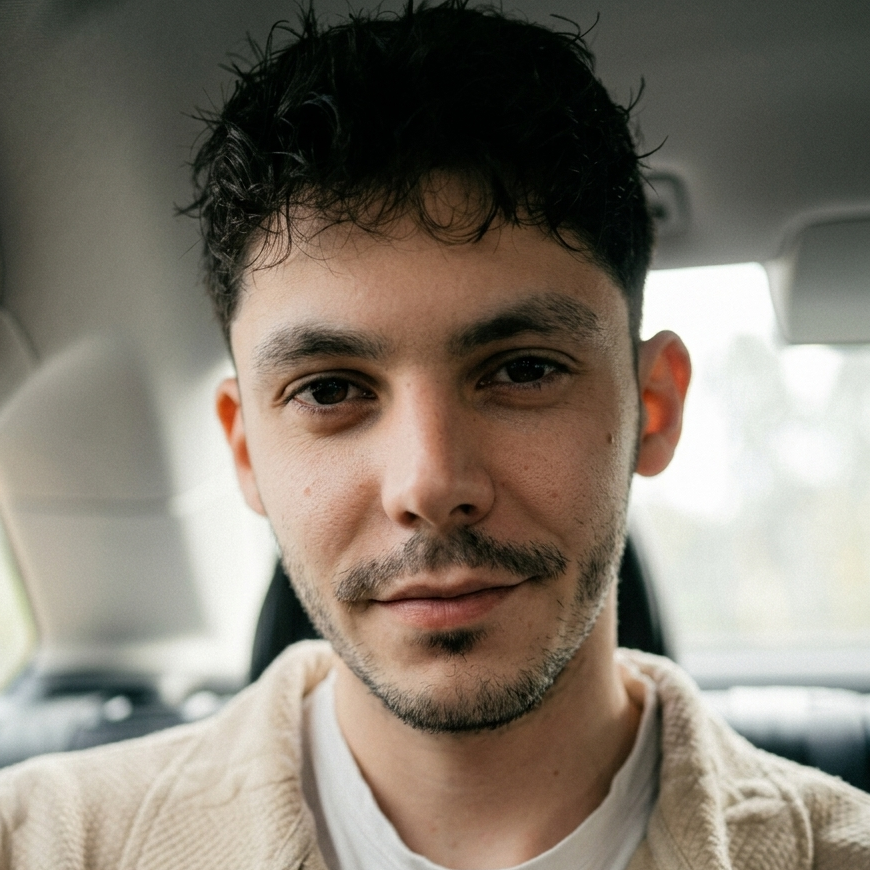 Calvin P. - Développeur Full-Stack - Laravel / VueJS