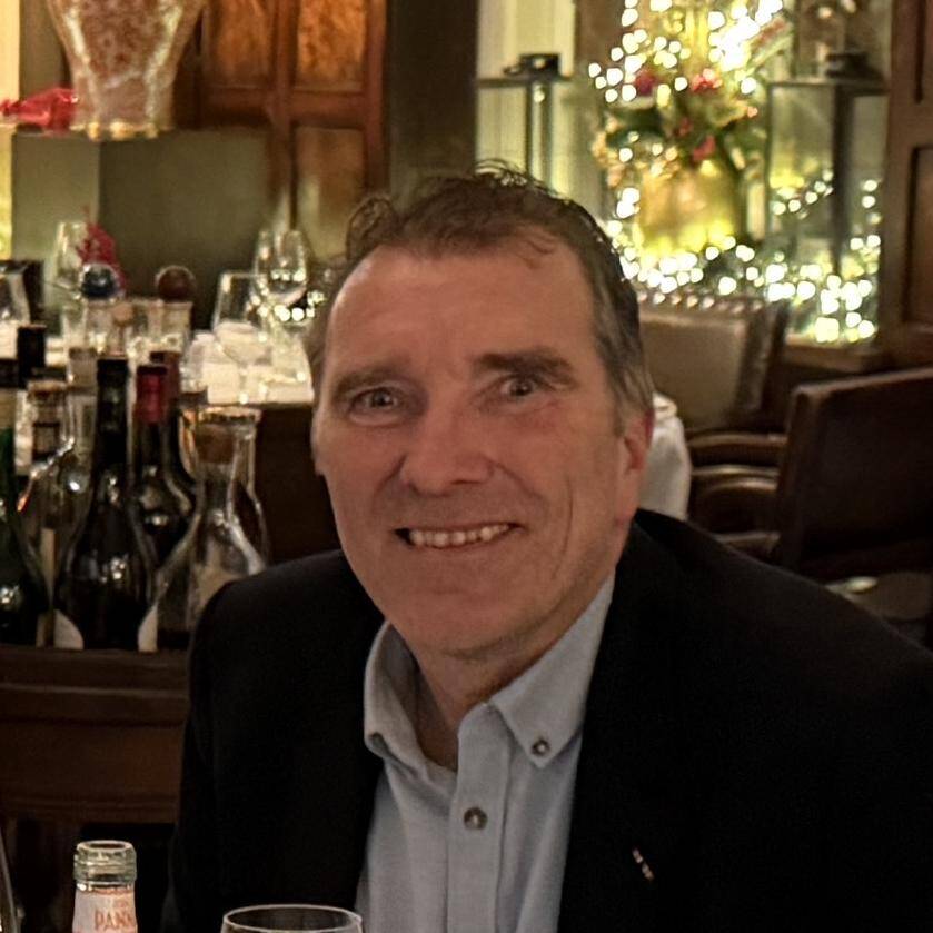 Fred  - Oracle PL/SQL expert / Apex developer