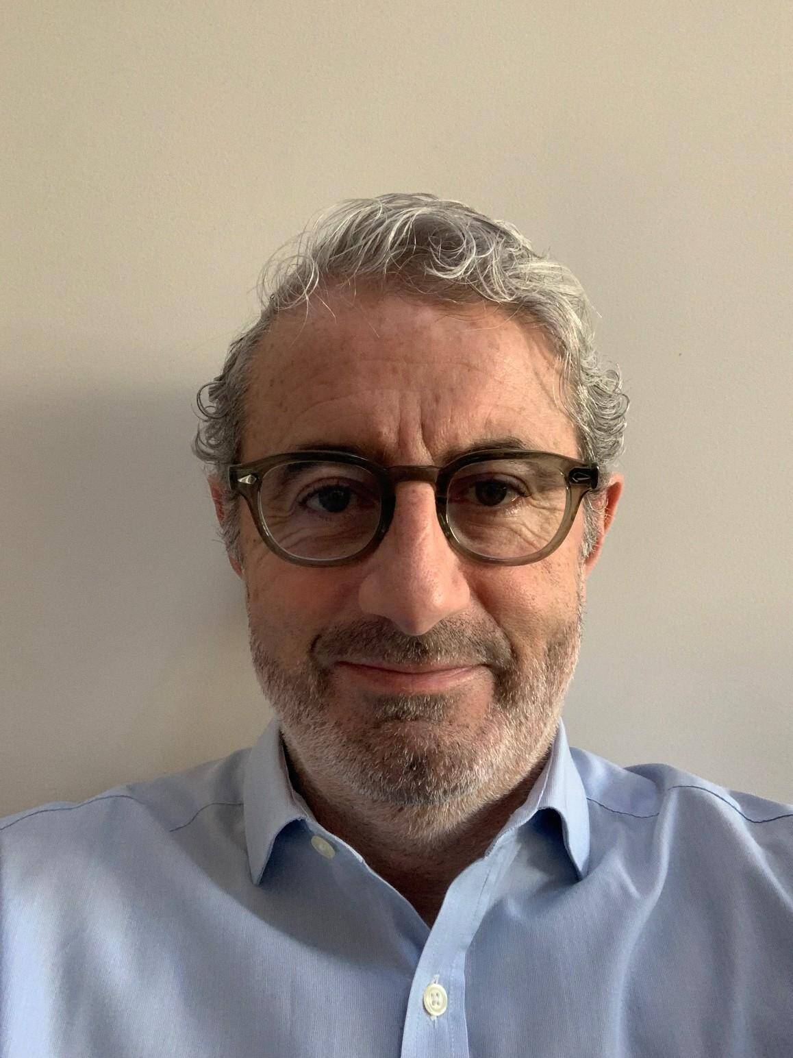 Stephane Schriqui - Directeur Commercial