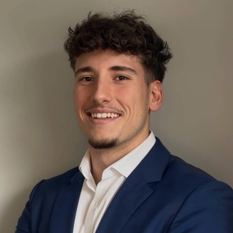 Augustin Ferriere - Développeur d'outils financiers sur mesure