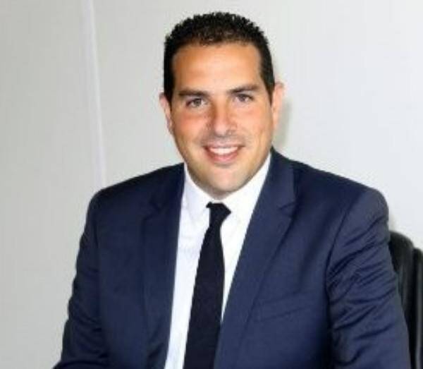 A Zemour