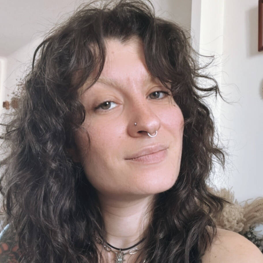 Sarah Ivakhoff - Brand Strategist│Content Manager