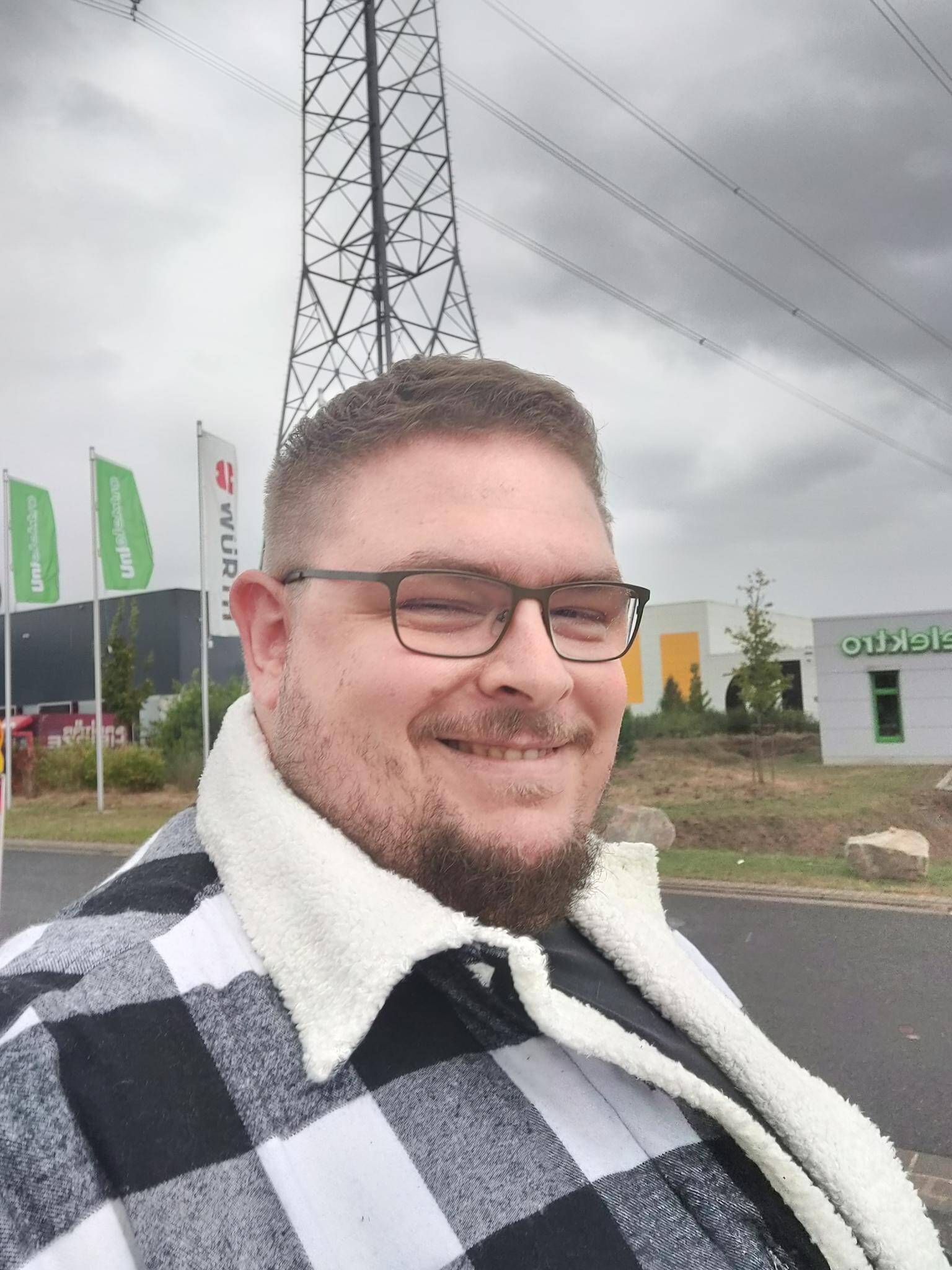 Sven Budak - Senior Frontend-Developer (Angular / Ionic / NX)