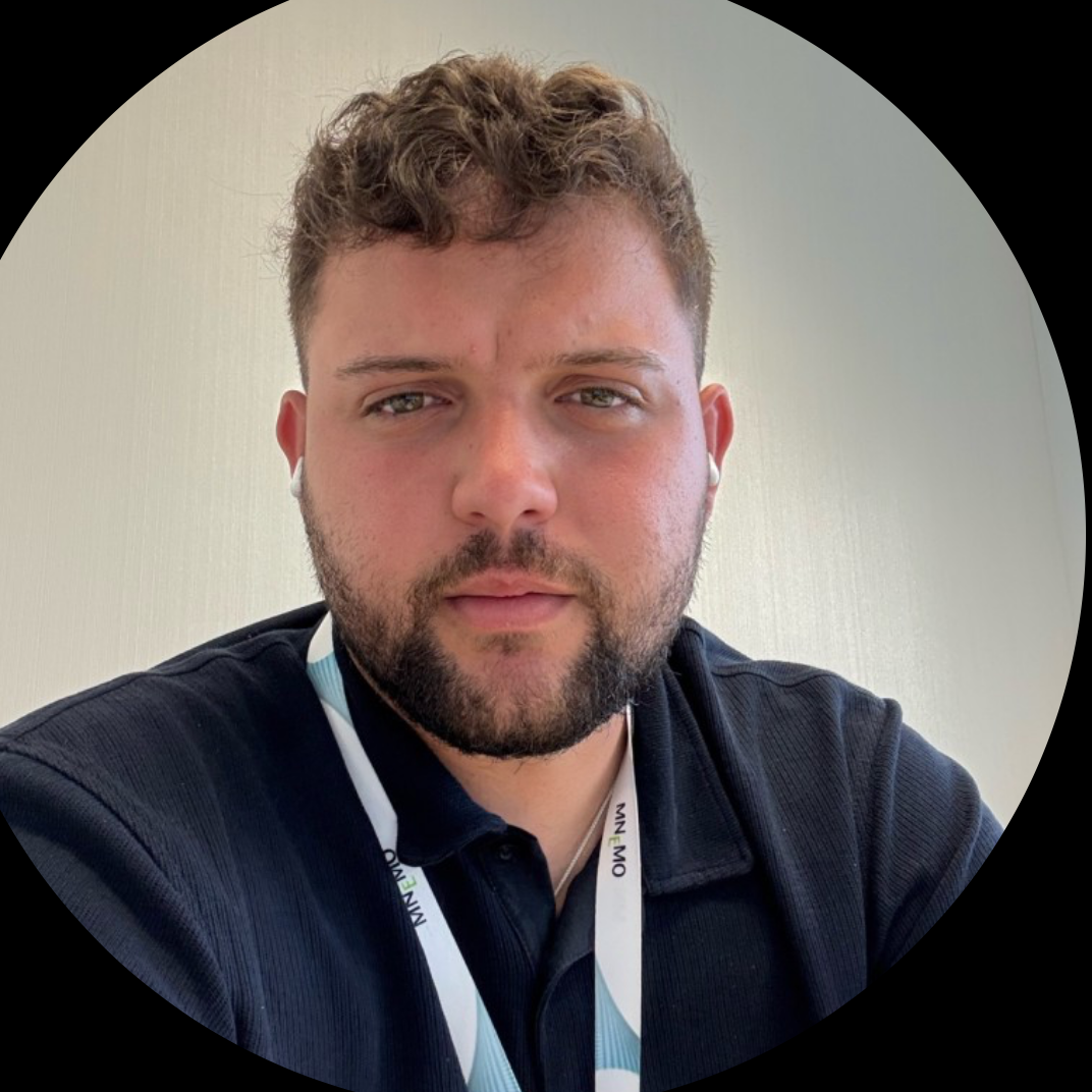 Ray Enrique Vega - Senior IT Director | Cloud Architect & Cyber