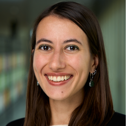 Julie  - Marketing, Branding & Partnerships