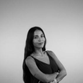 Candela Martinez Almudevar - Diseñadora UX/UI, Gráfica y Web