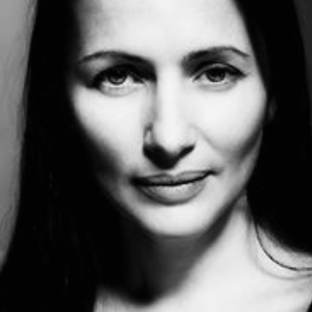 Julianne Rose T.