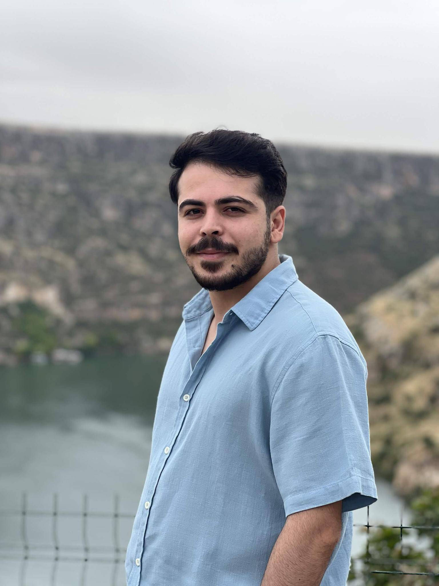 Mustafa D. - Senior Flutter & Cross-Platform Developer | RavenL