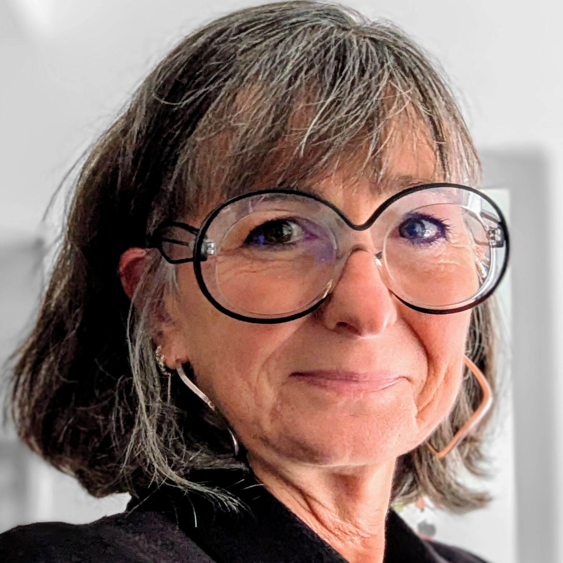 Anne Saint Upery