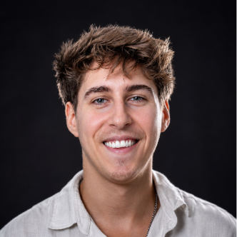Miguel Carmo - Video Editor and Social Media Designer