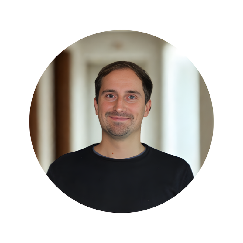 Pierre-Baptiste  - Growth Marketer -> Start-up - PME Expert Scalezia