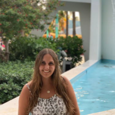 Camila Vazquez - Content Marketing Specialist