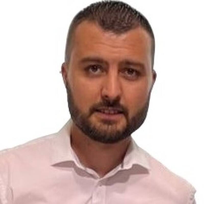 Erdem Ekinci - ADMINISTRATEUR SYSTÈMES ETRÉSEAUX