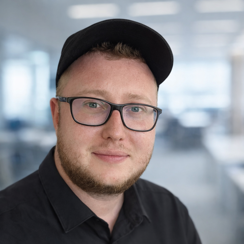 Kevin  - Computer aided drawing& 3D printing Designer