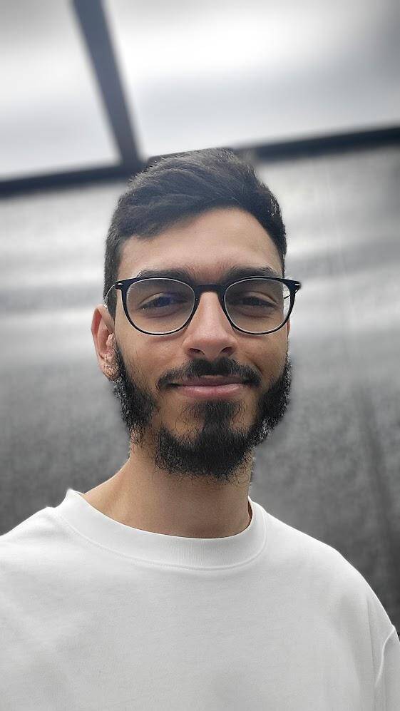 Adil Dizio
