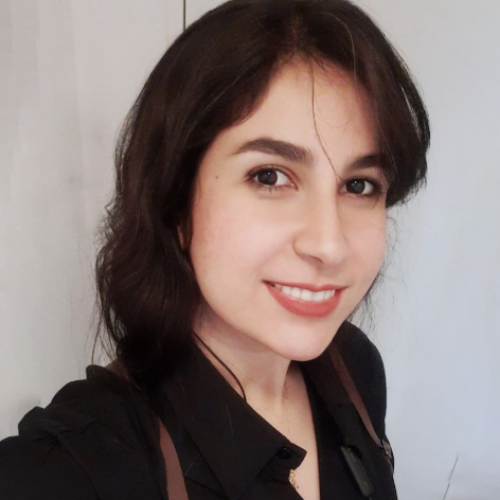Reihaneh Azarian - Scénographe et Designer, Dessinatrice 3D