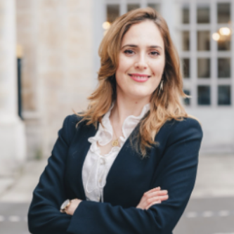 Chloé M. - Scientific Business Development Consultant