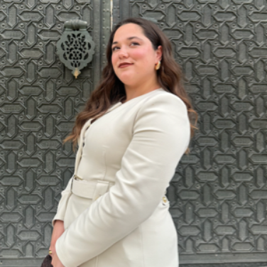 Lara Ferrer Rodríguez - CMM & SMM | Estrategia y contenido digital
