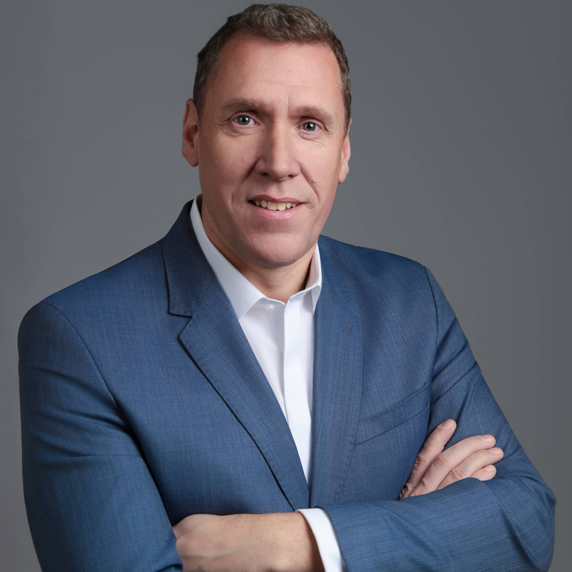Vincent  - Directeur général (PME) et Réalisateur vidéo d'unité commerciale (P&L) | Gouvernance des programmes