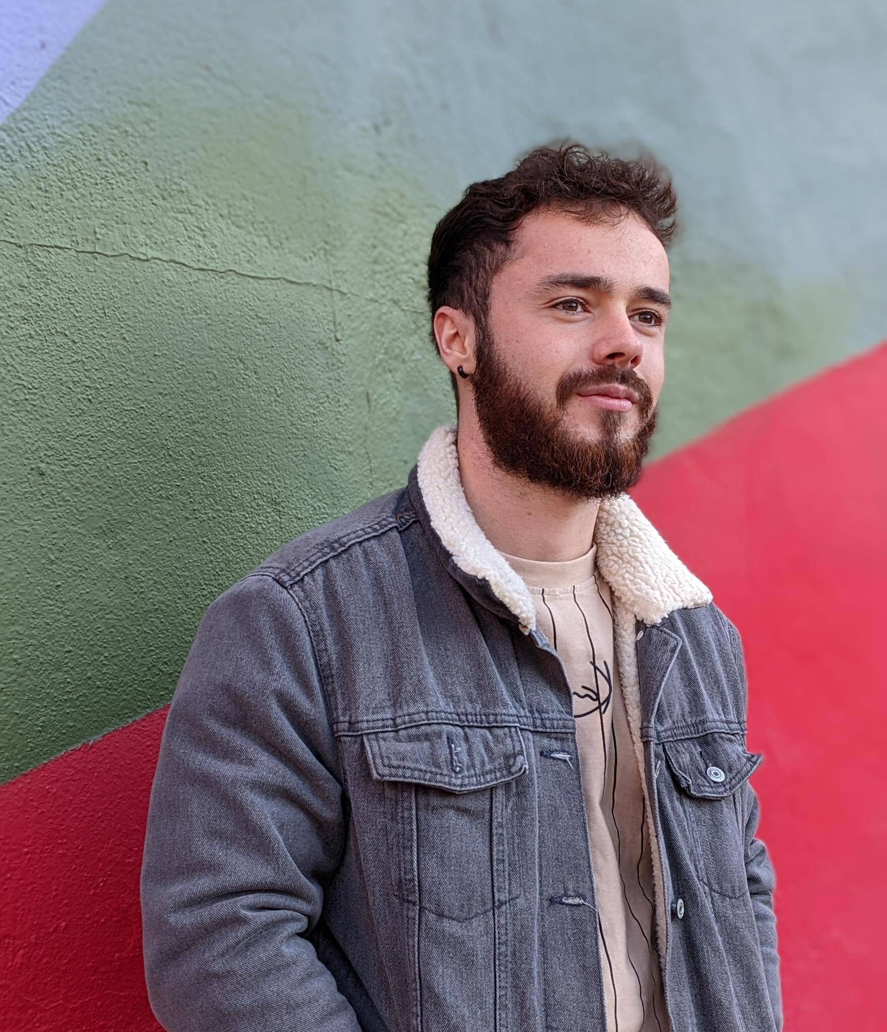 Yohan Martin - Graphiste/Identité de marque/Logo/infographiste 