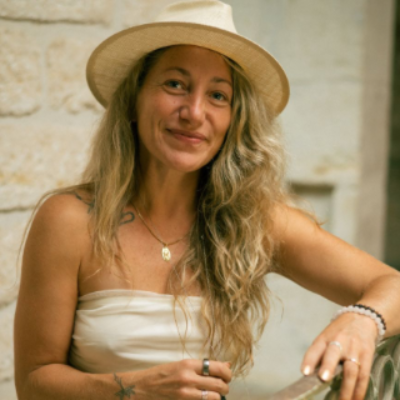 Mel Vous En Prie - Consultante