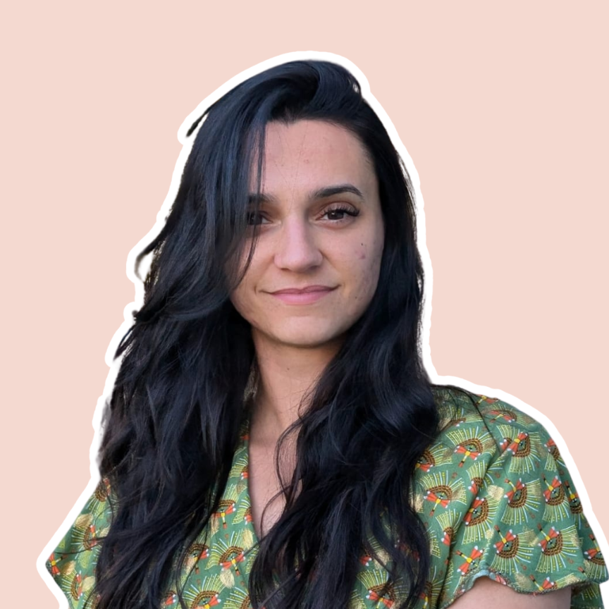 Héléna Maurin - Community Manager | Réseaux sociaux | Instagram