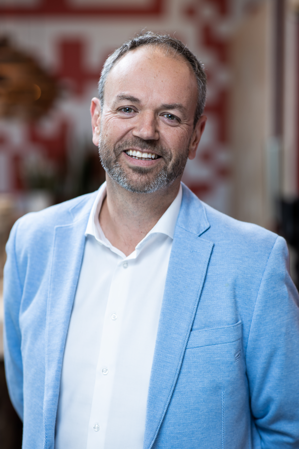 Pascal Van De Vijver - Project- & Change Manager with 25 yrs experience