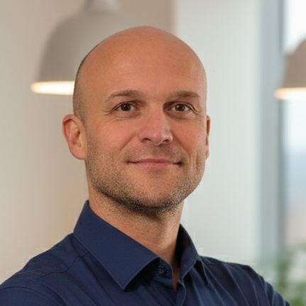 Matthias Andrzejewski - Creative Director, Video Editor, Motion Designer