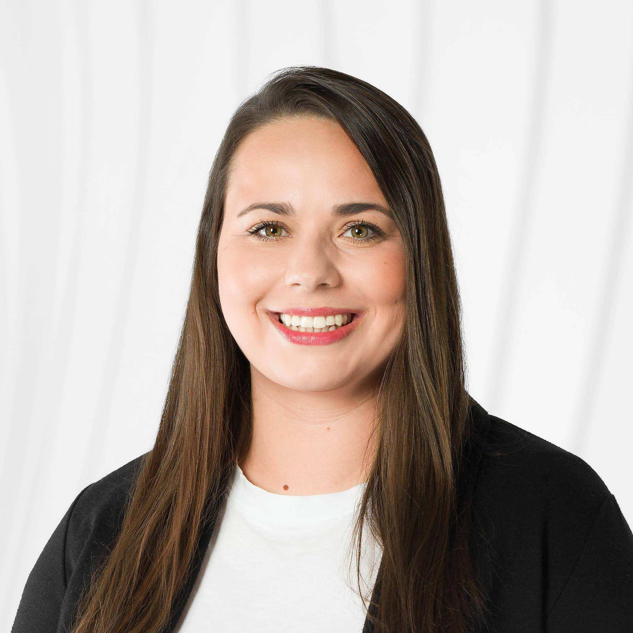 Veronika Pešlová - Business & Systems Analyst