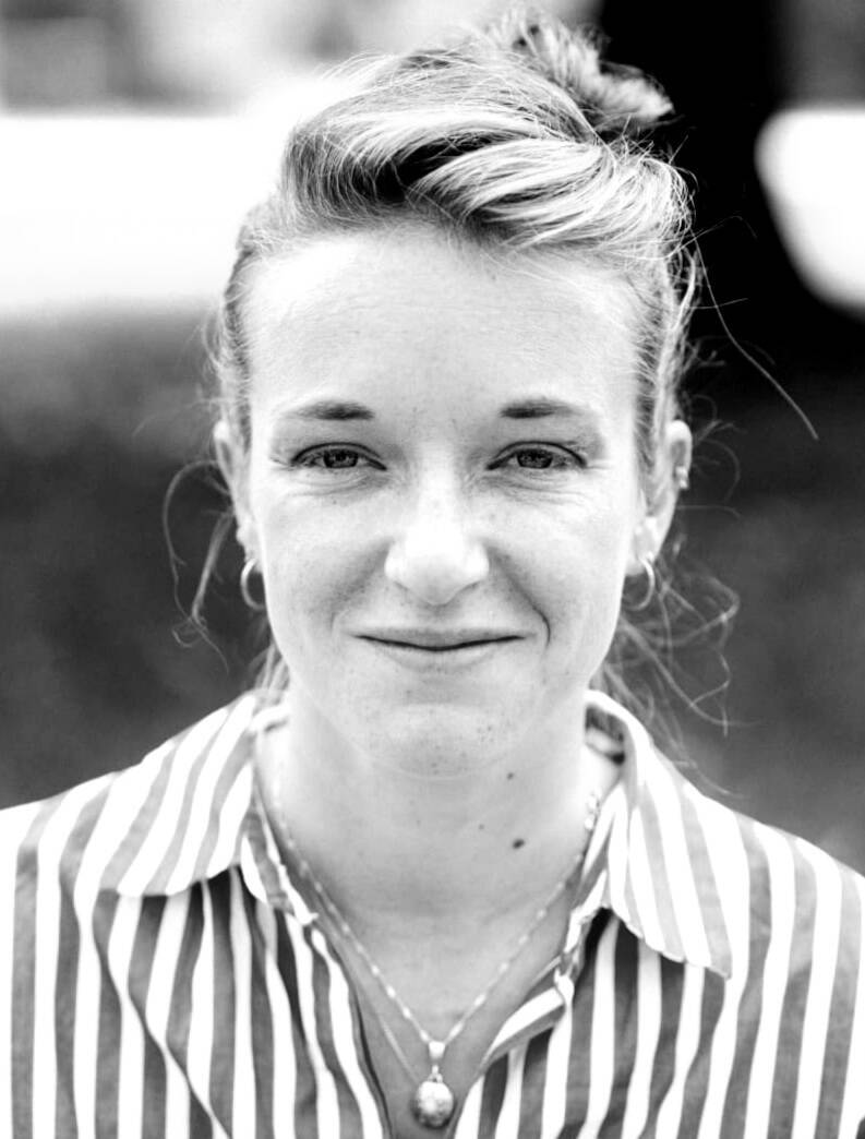 Camille Meneret - Romancière, biographe & relectrice