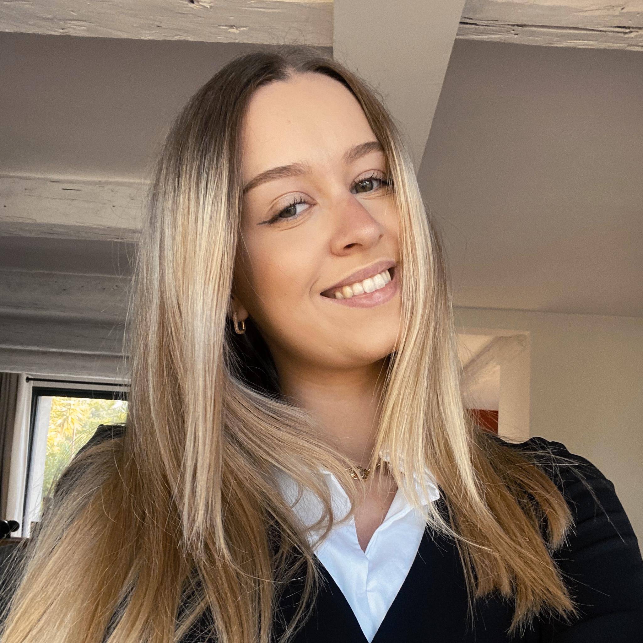 Victoria Demaria - Community Manager & Social Media Manager