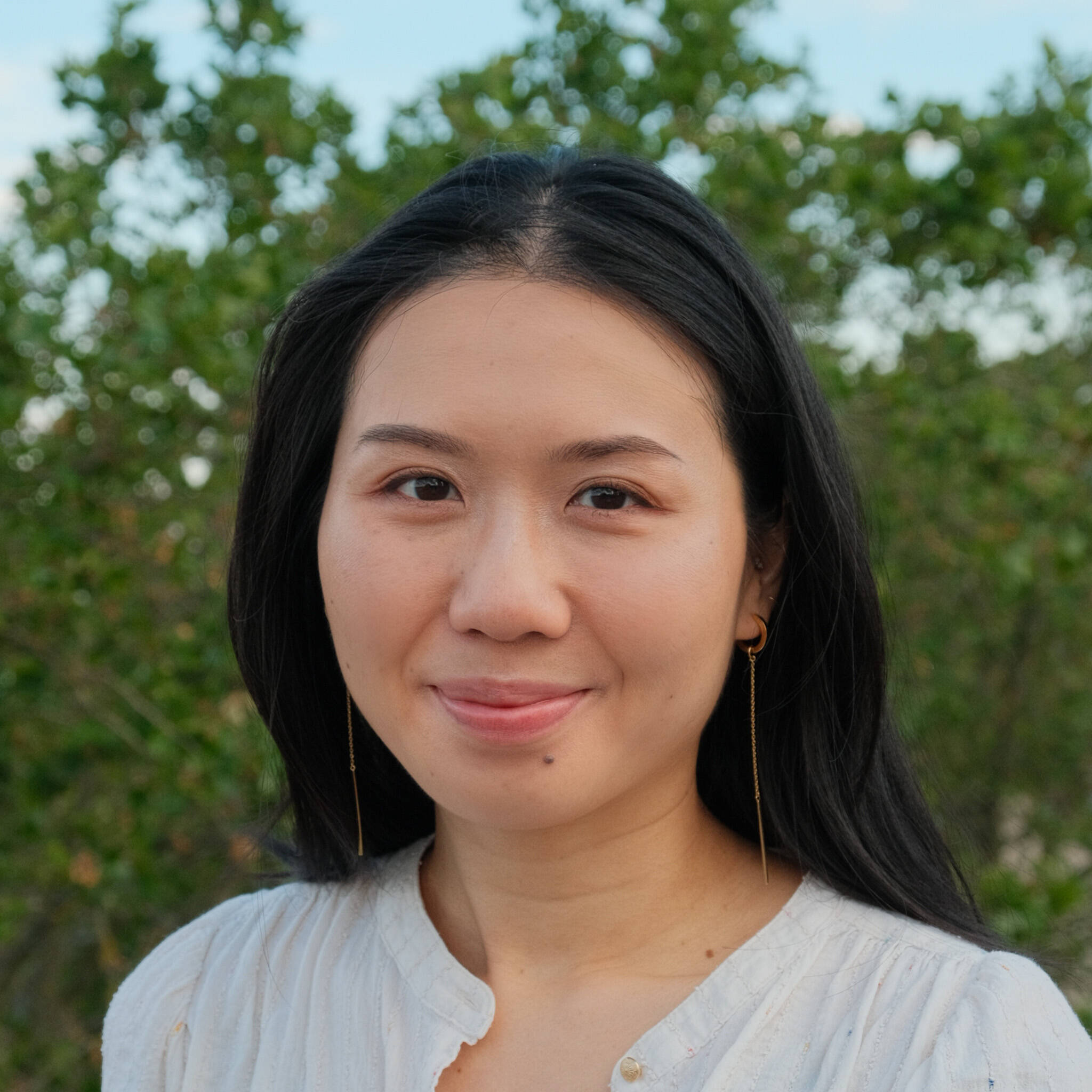 Bianca Chong - Product Designer | B2B SaaS | Data & AI