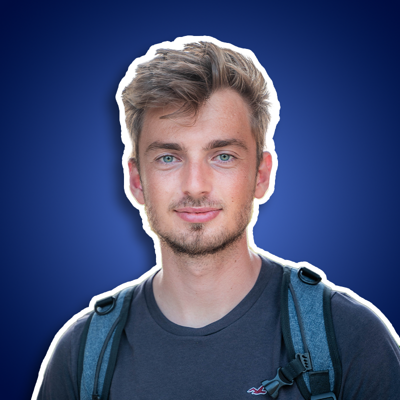 Yohann Ricouart - Monteur vidéo spécialisé Youtube, TikTok, Insta
